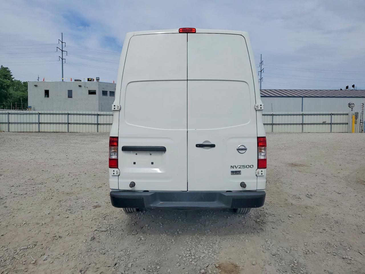 2014 NISSAN NV