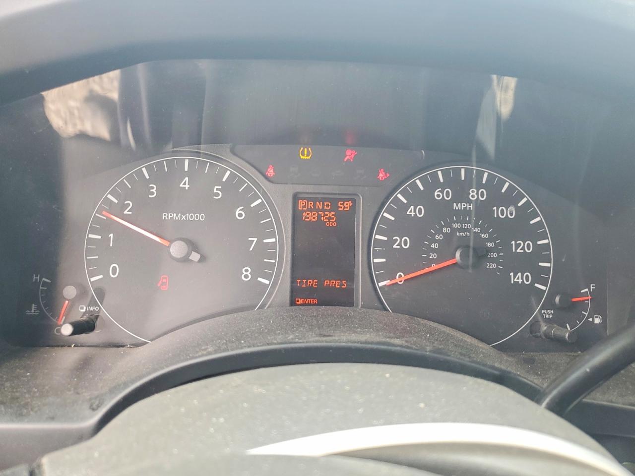 2014 NISSAN NV