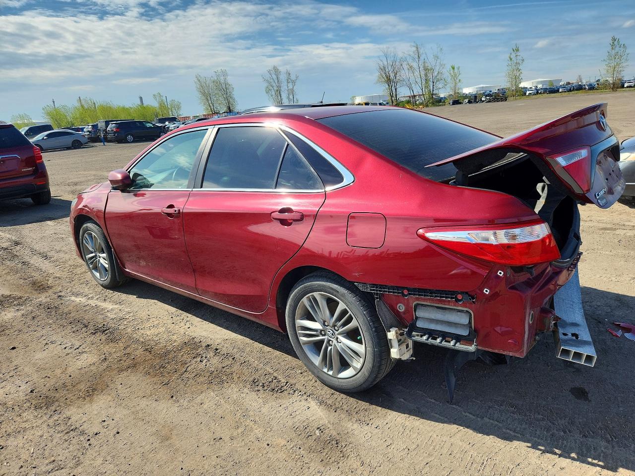 2015 TOYOTA CAMRY