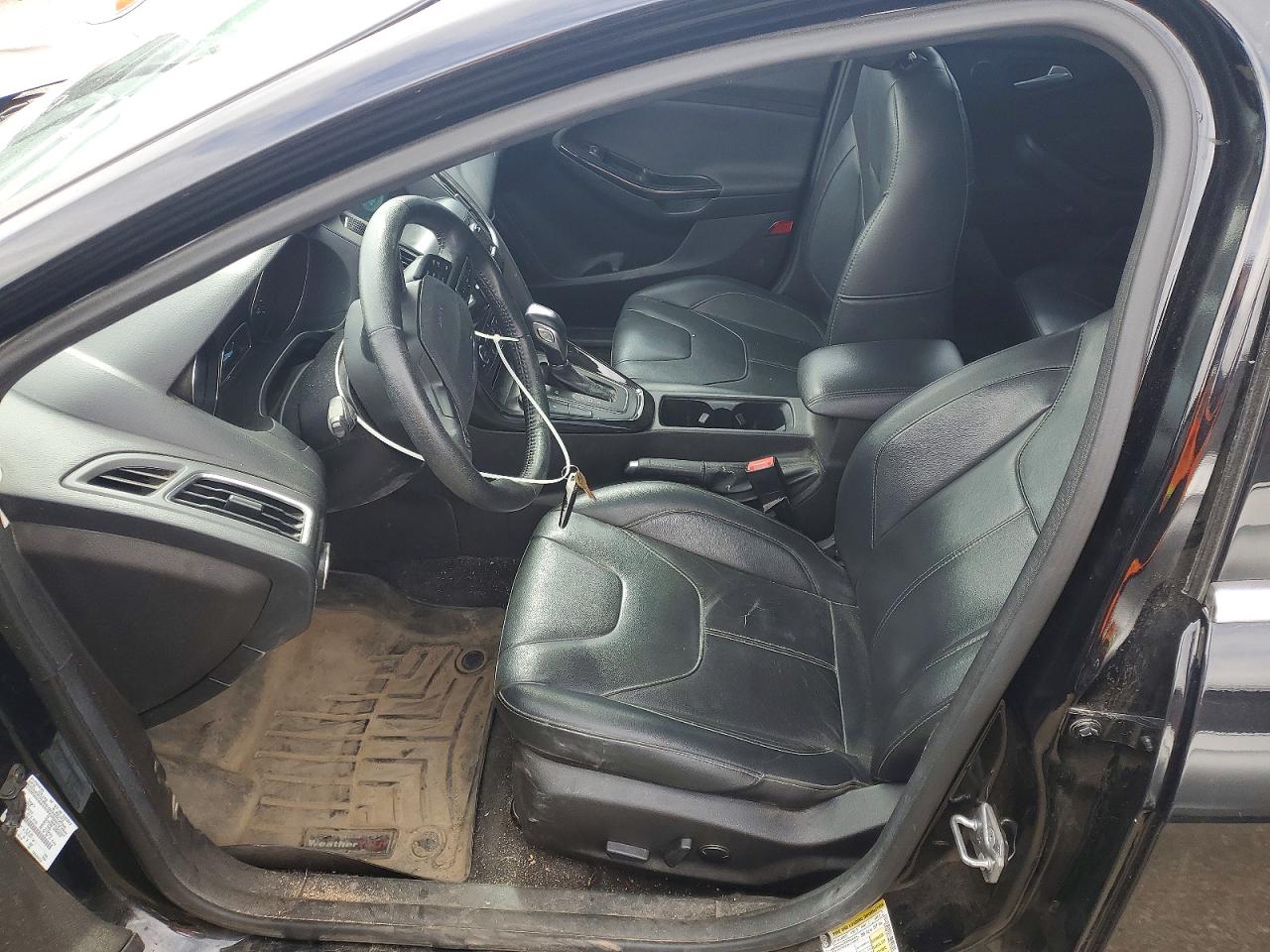 2017 FORD FOCUS
