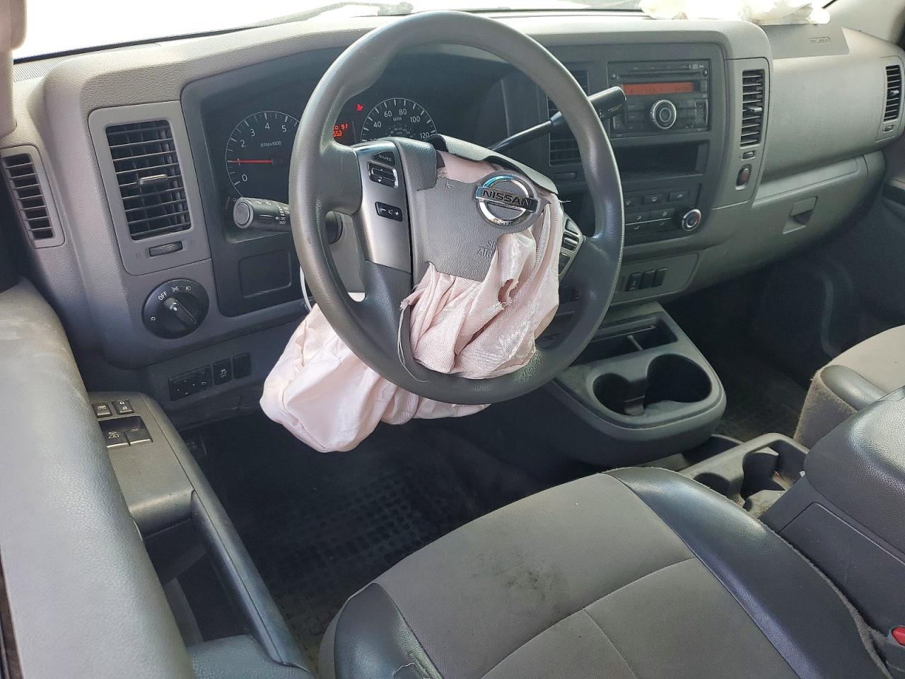 2014 NISSAN NV