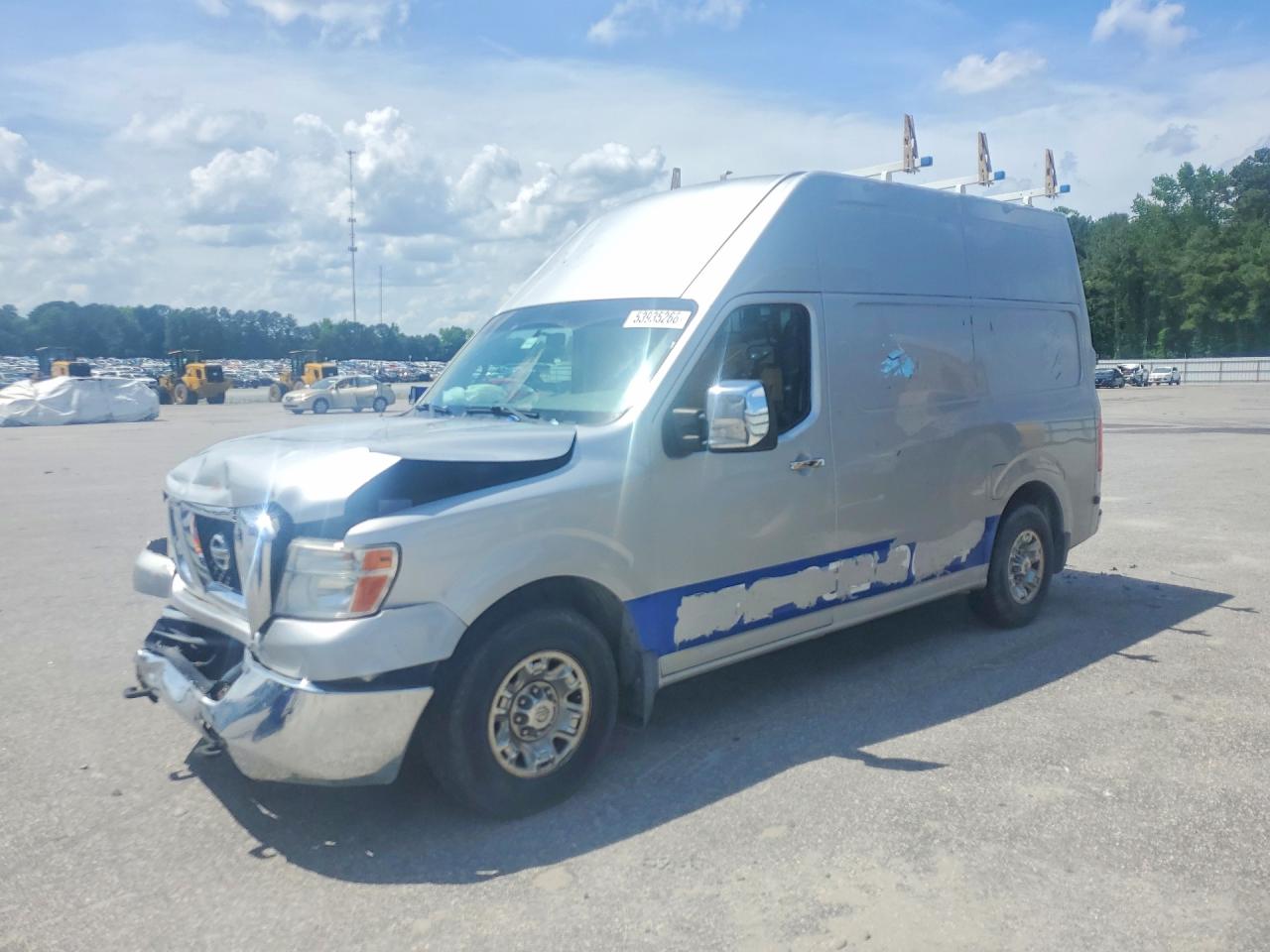 2014 NISSAN NV