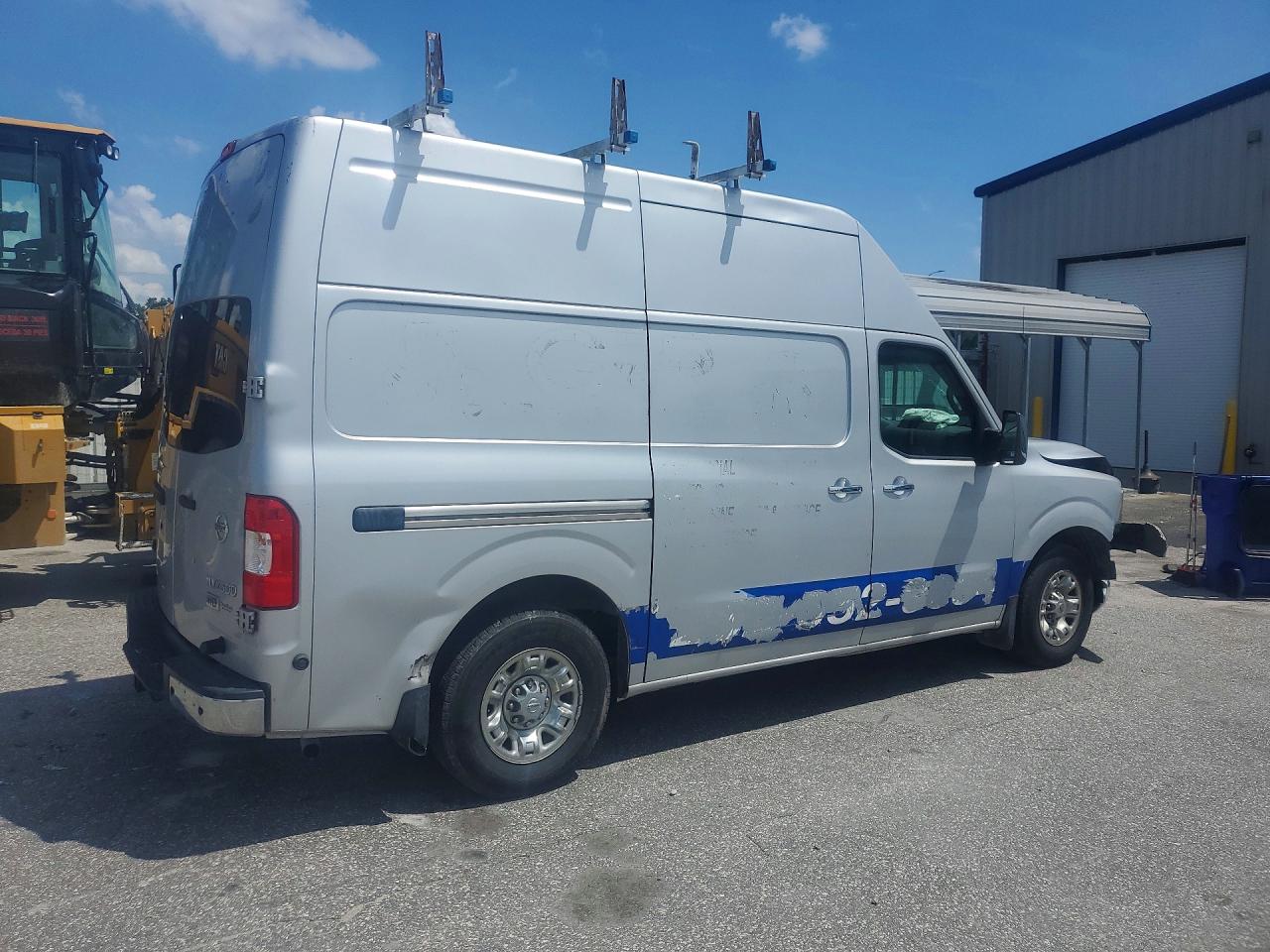 2014 NISSAN NV