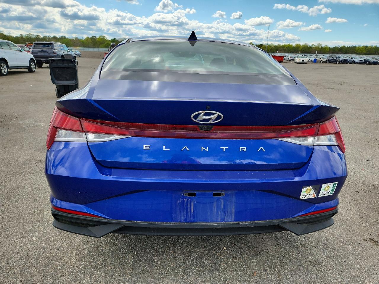 2022 HYUNDAI ELANTRA