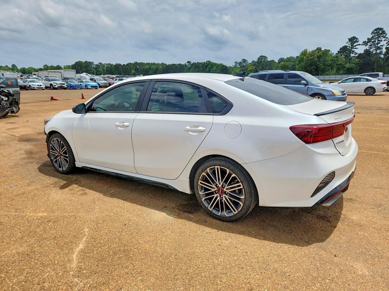 2024 KIA FORTE