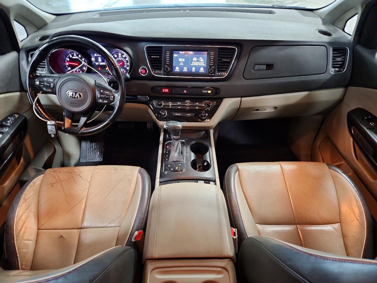 2017 KIA SEDONA
