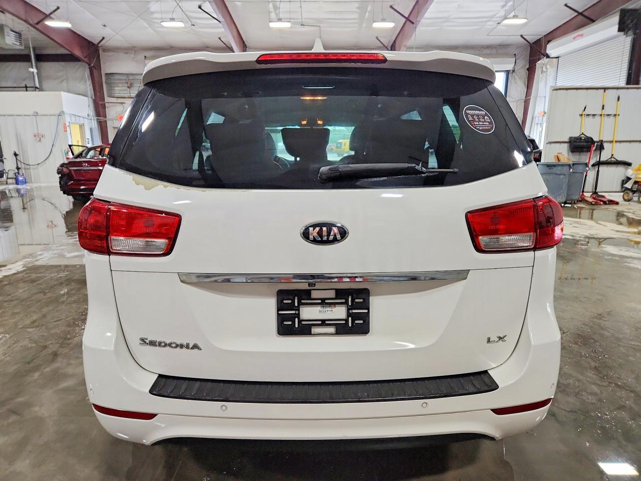 2017 KIA SEDONA