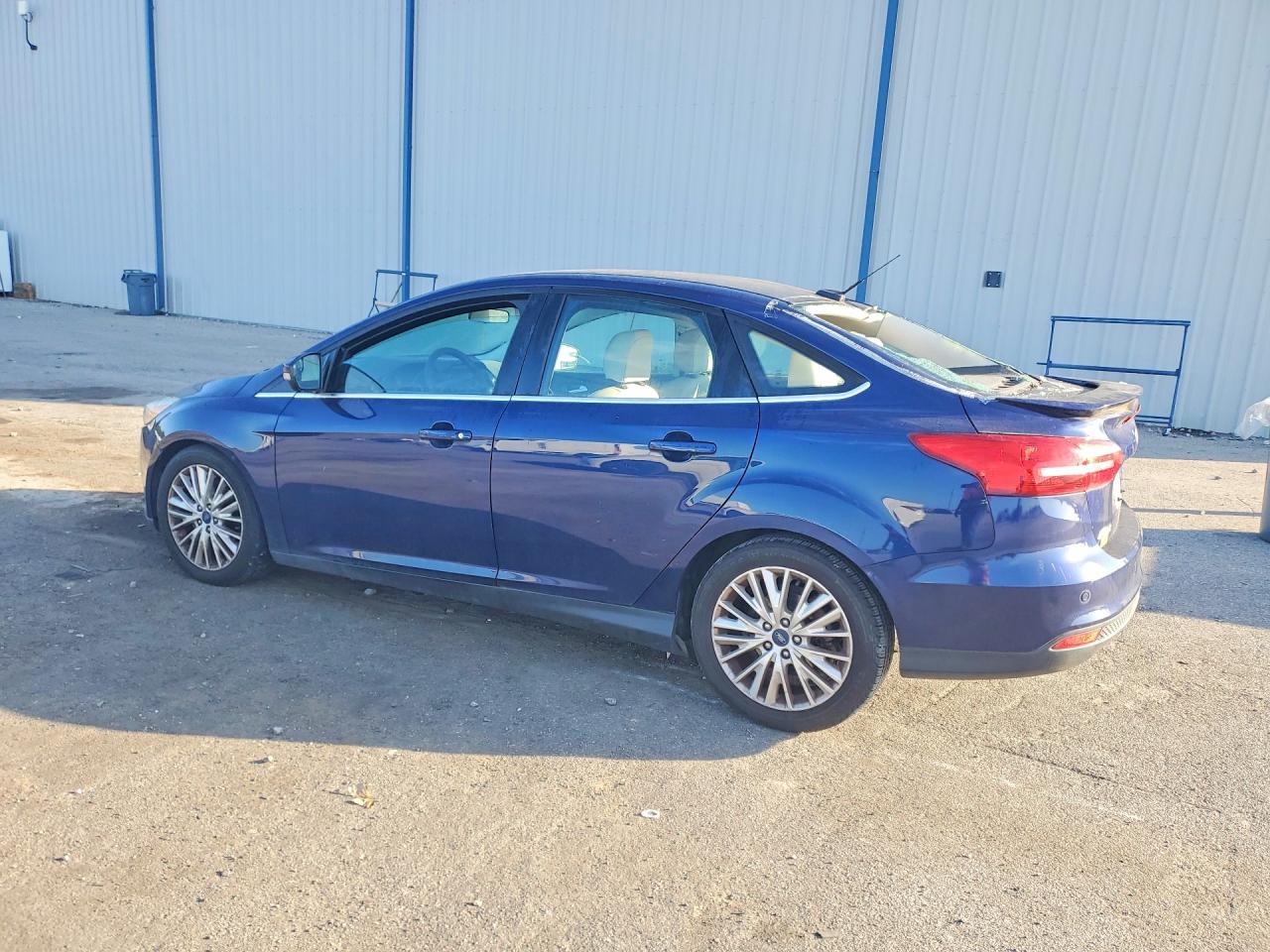 2016 FORD FOCUS