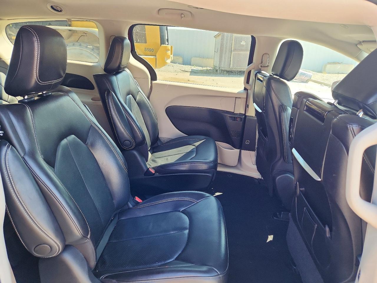 2022 CHRYSLER PACIFICA