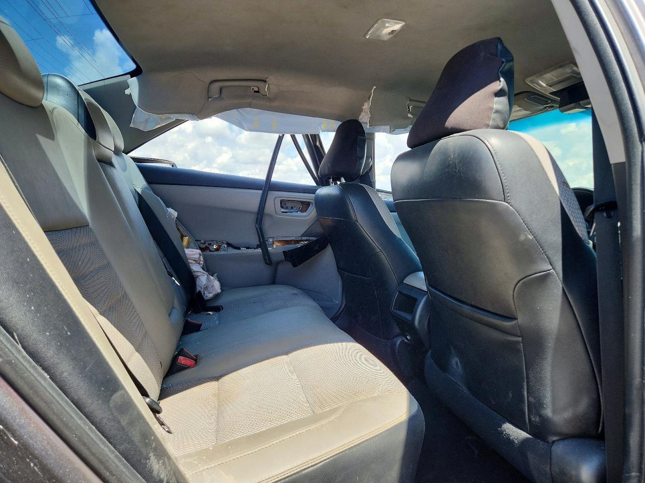 2016 TOYOTA CAMRY