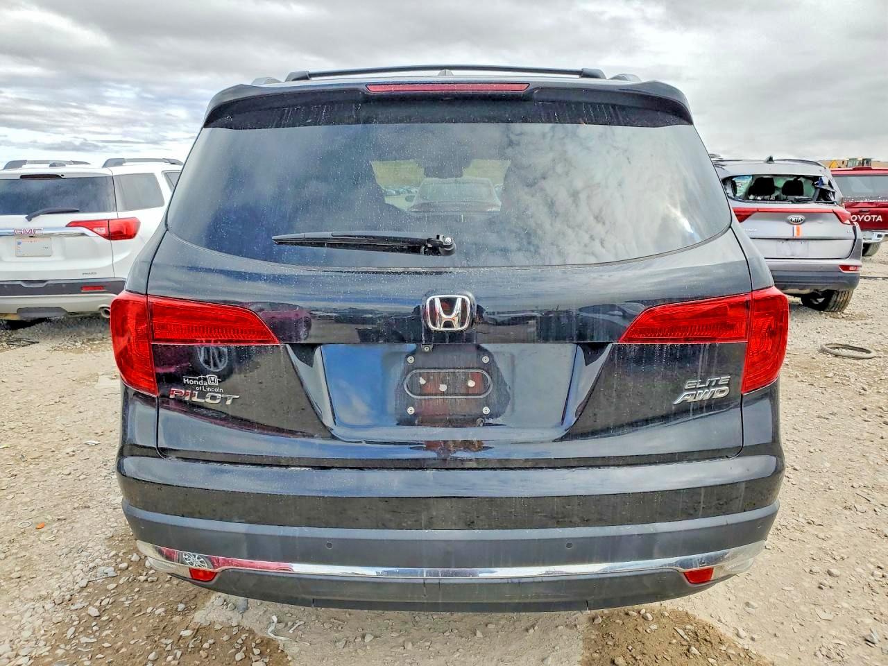 2017 HONDA PILOT