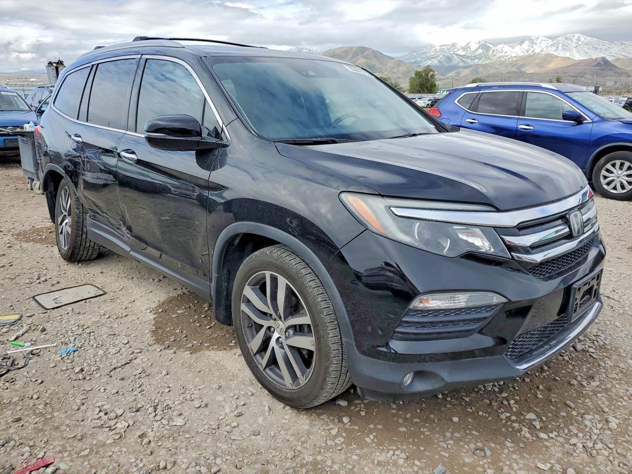2017 HONDA PILOT