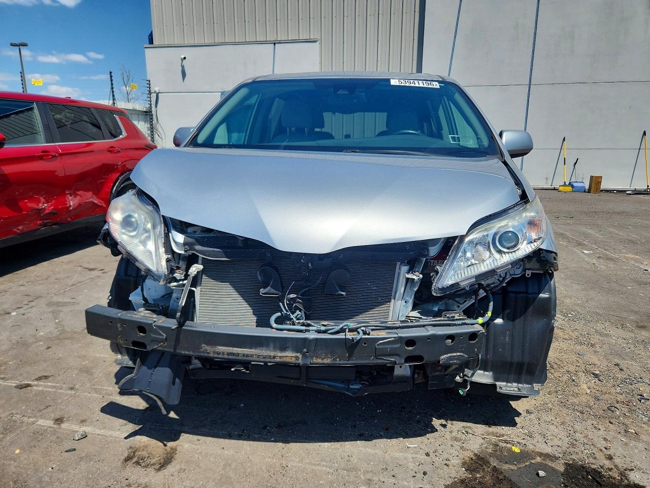 2019 TOYOTA SIENNA