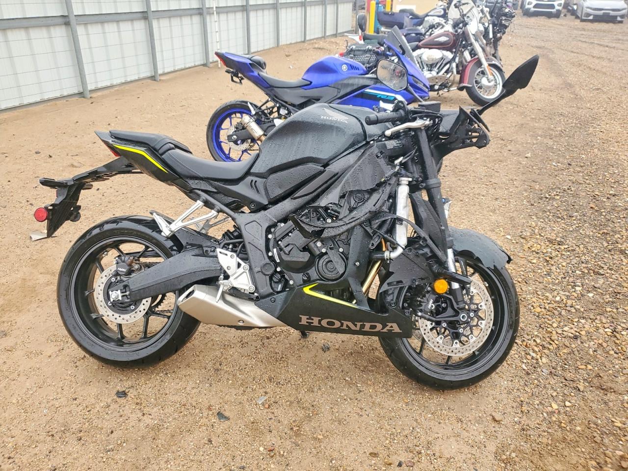 2026 HONDA CBR650 R
