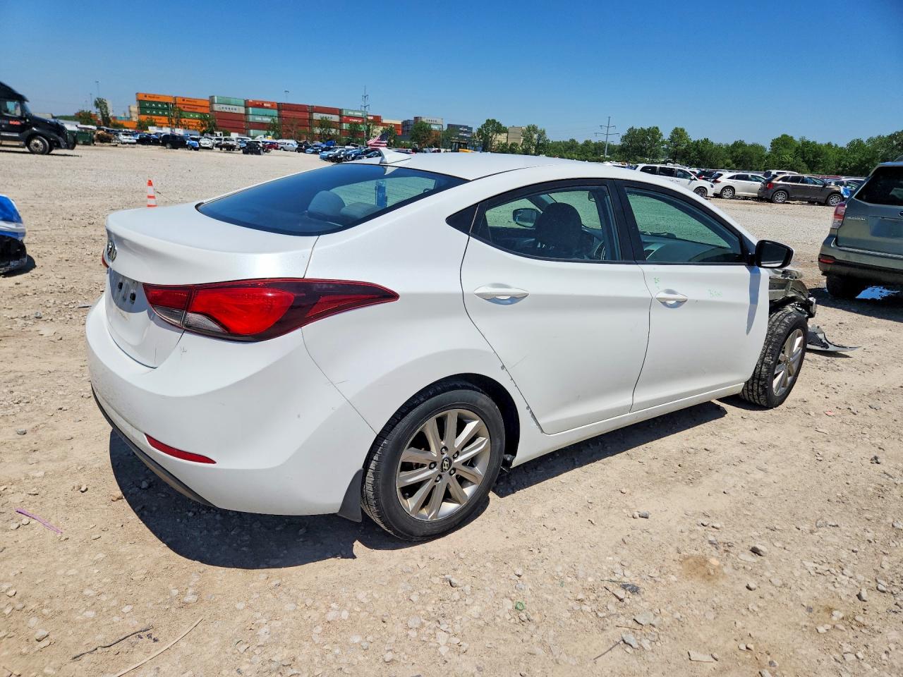 2016 HYUNDAI ELANTRA