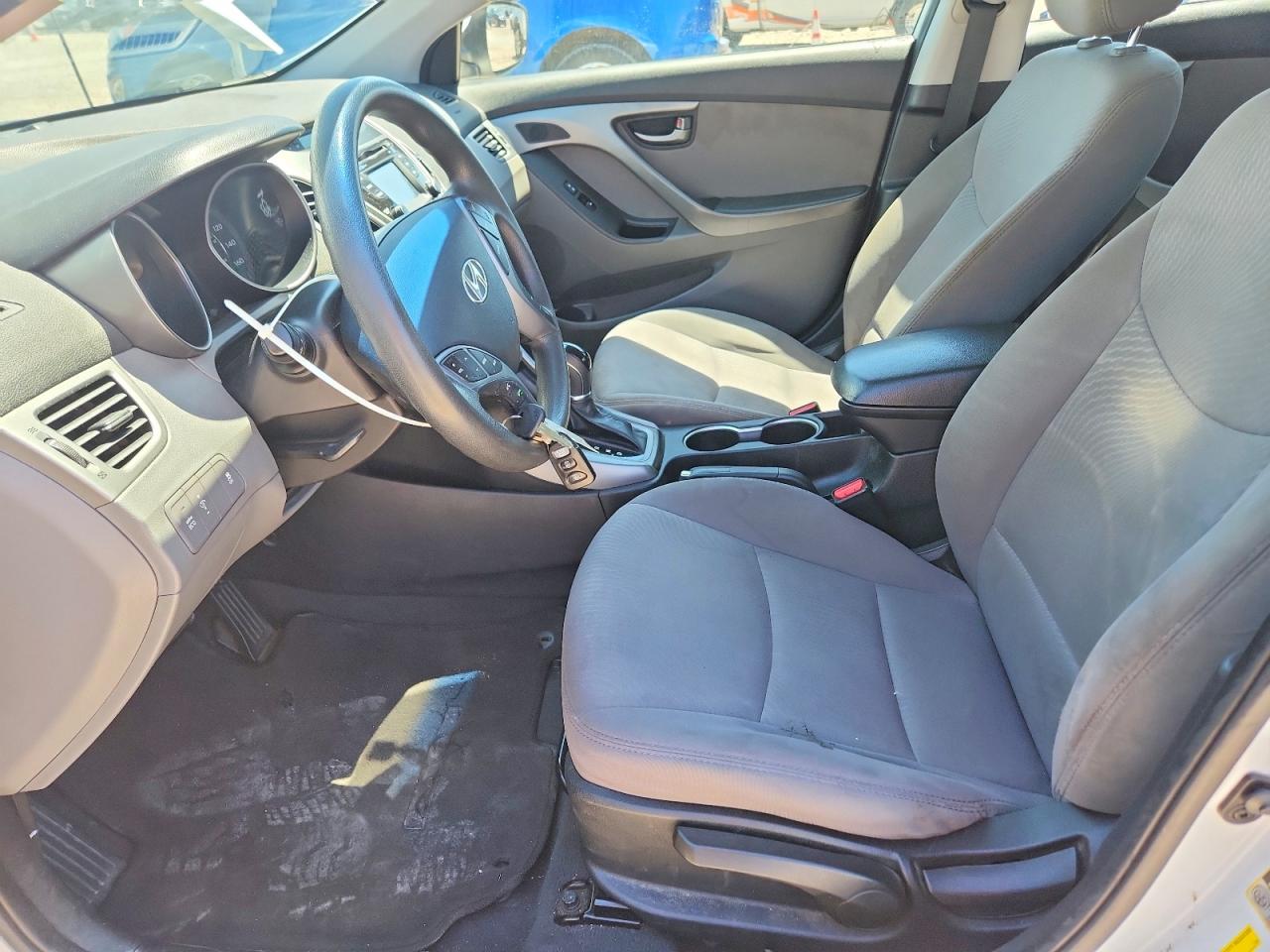 2016 HYUNDAI ELANTRA