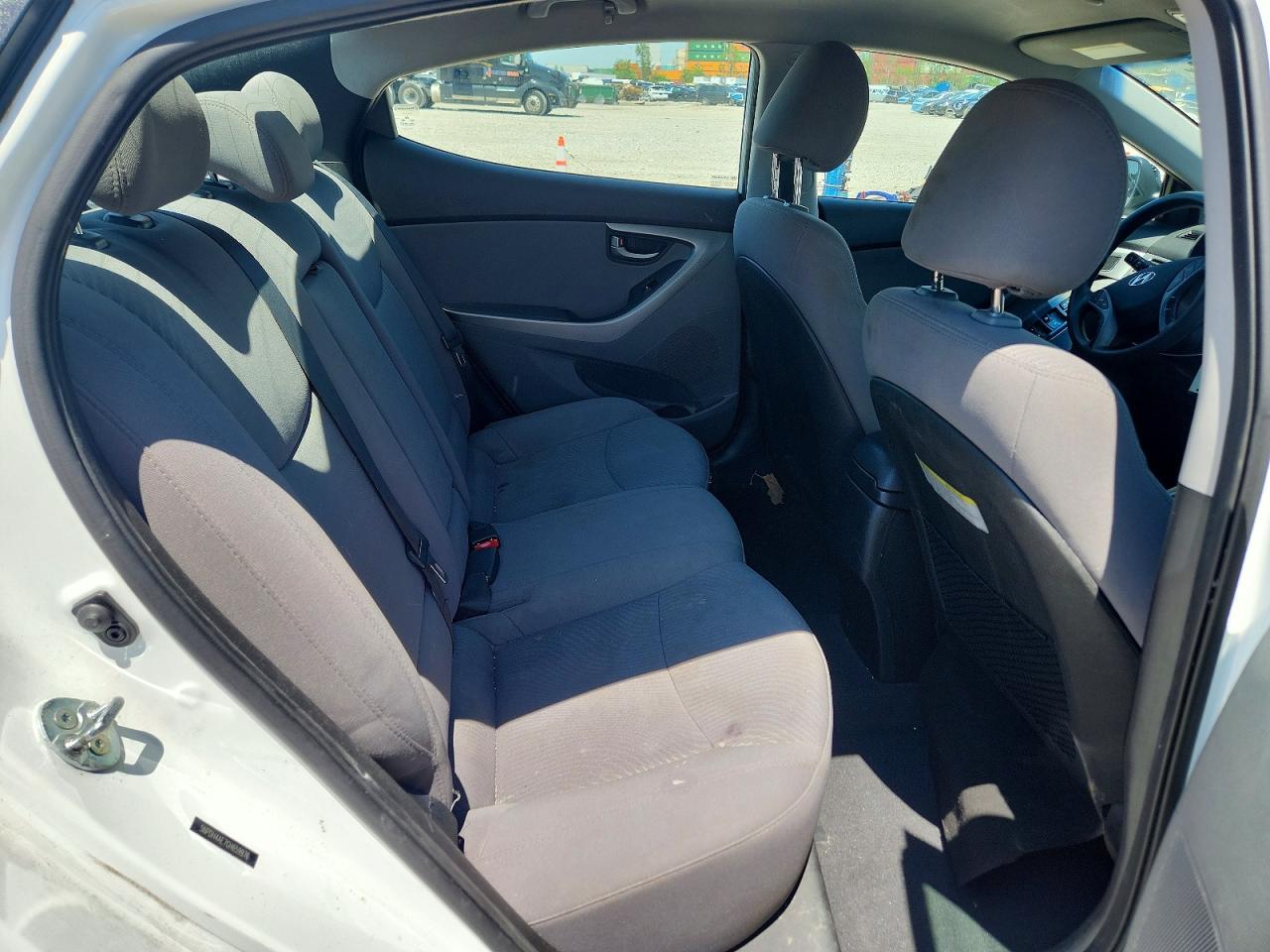 2016 HYUNDAI ELANTRA
