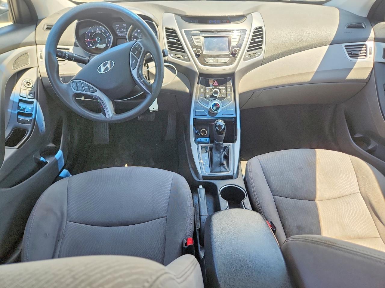 2016 HYUNDAI ELANTRA