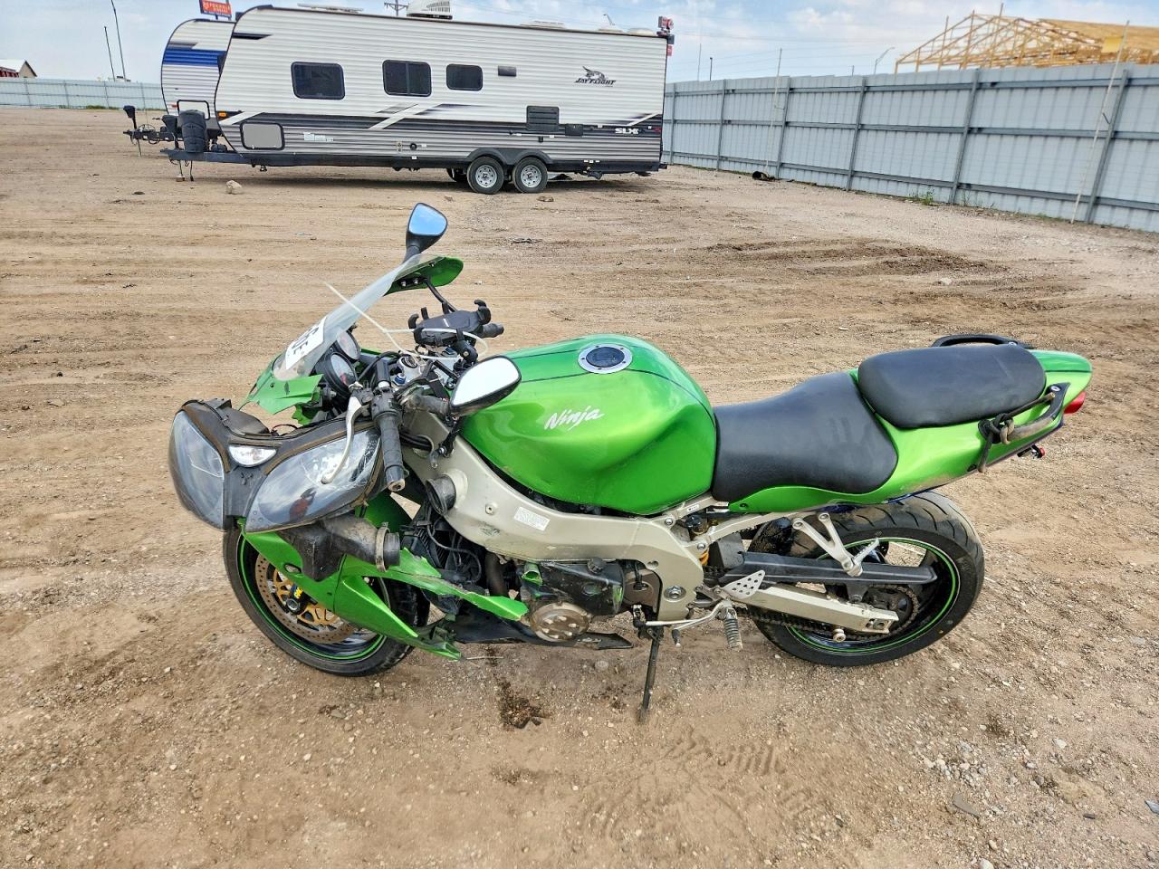 2000 KAWASAKI NINJA 900