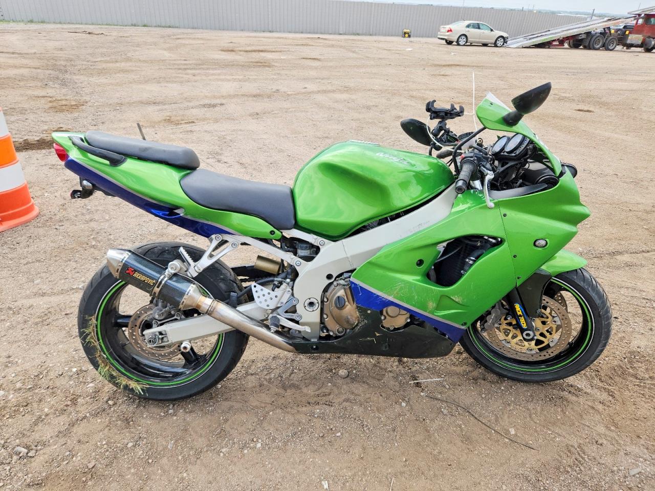 2000 KAWASAKI NINJA 900