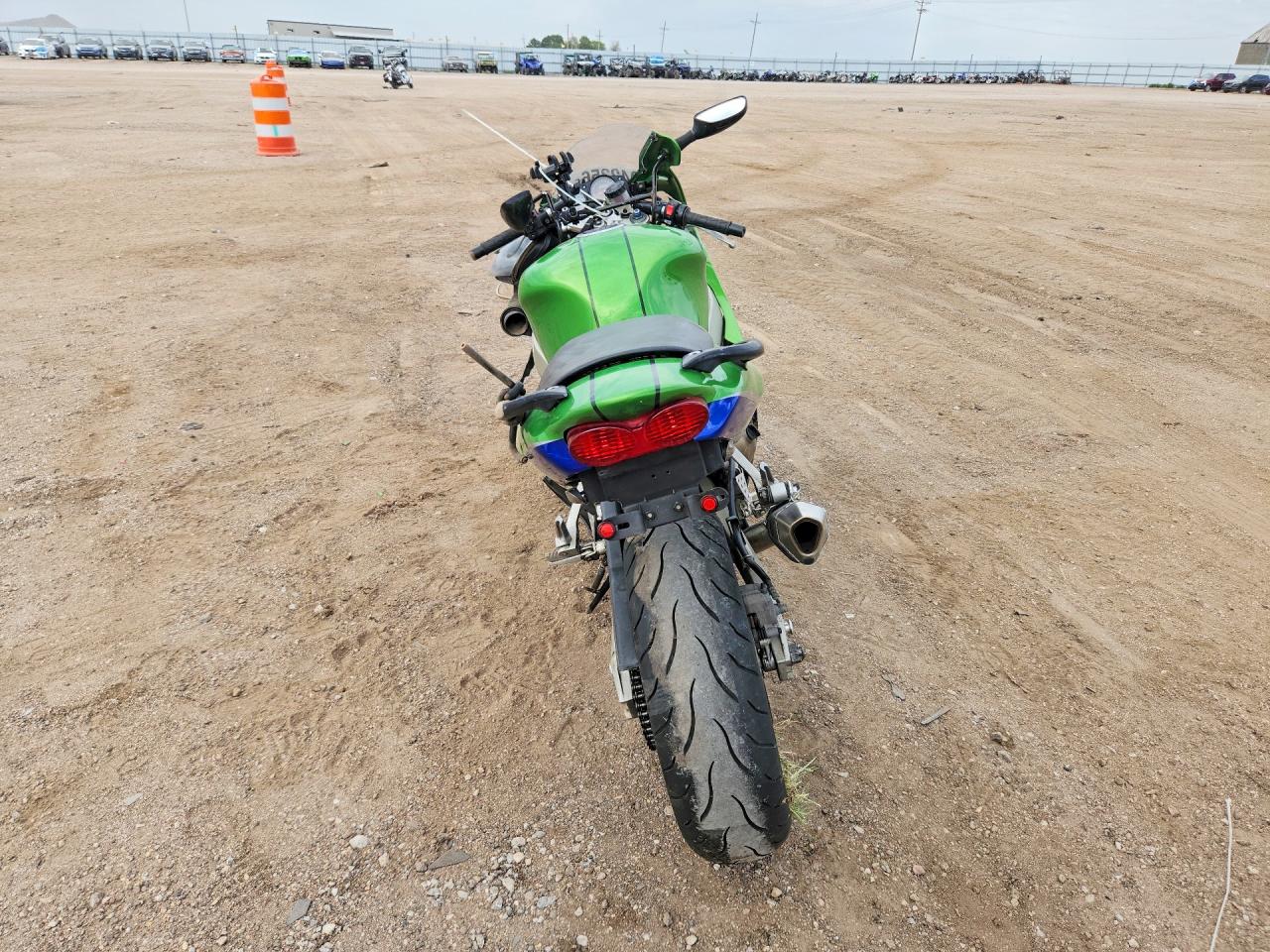 2000 KAWASAKI NINJA 900