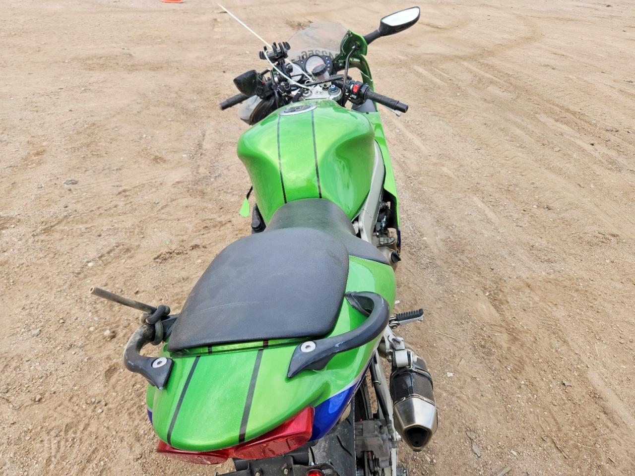 2000 KAWASAKI NINJA 900