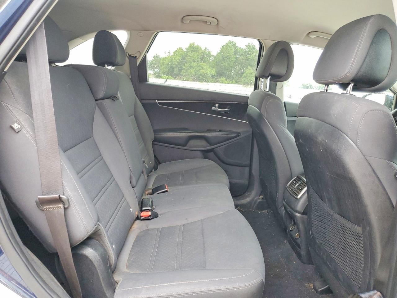 2016 KIA SORENTO