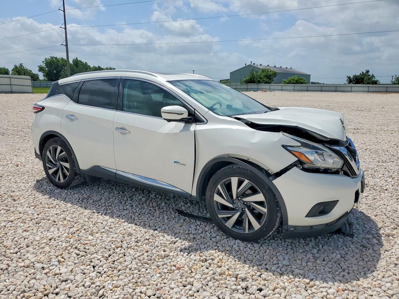 2016 NISSAN MURANO