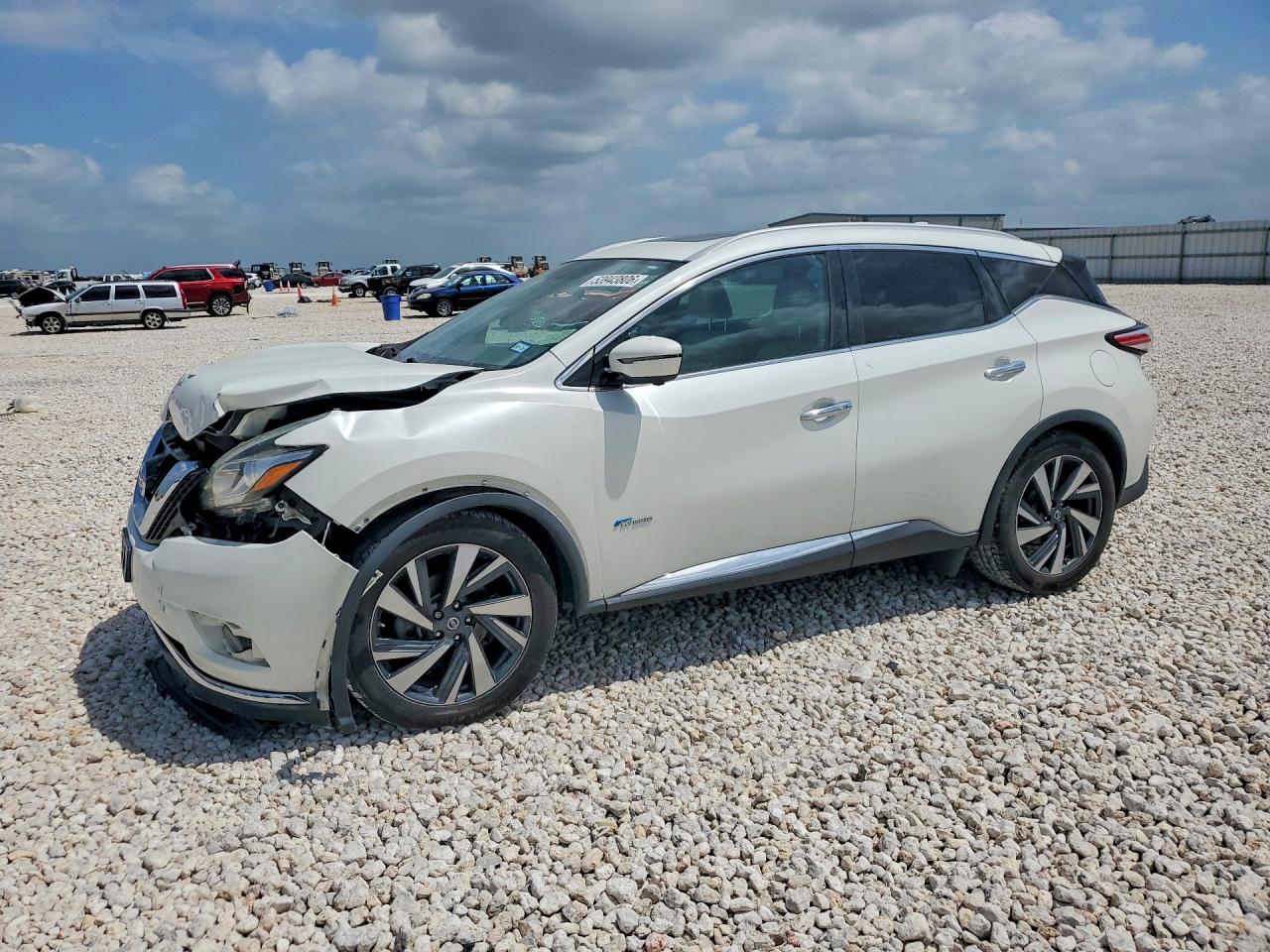 2016 NISSAN MURANO