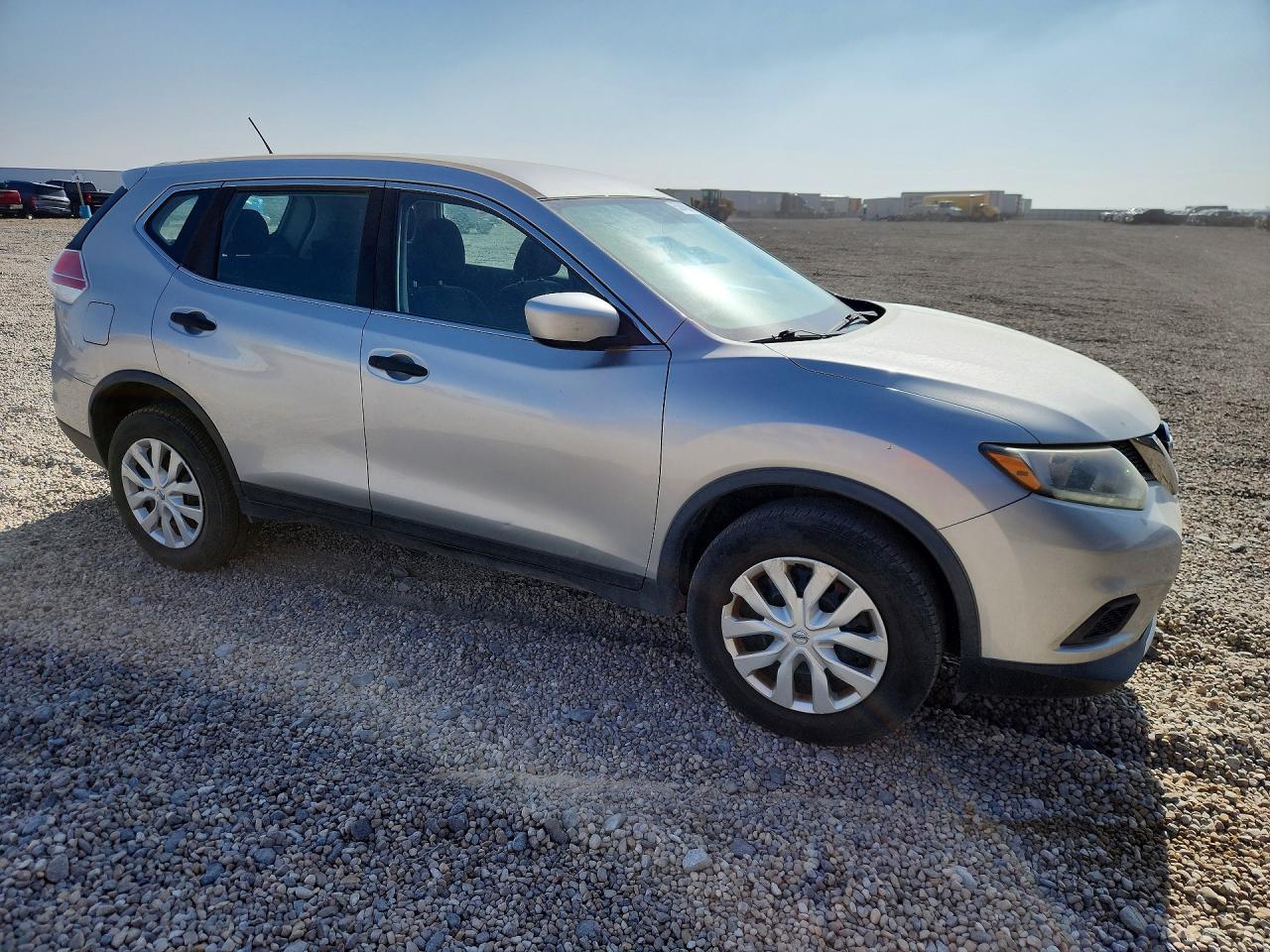 2016 NISSAN ROGUE
