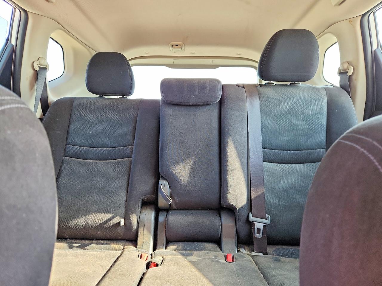 2016 NISSAN ROGUE
