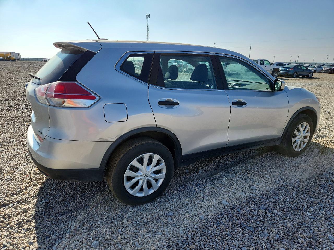 2016 NISSAN ROGUE