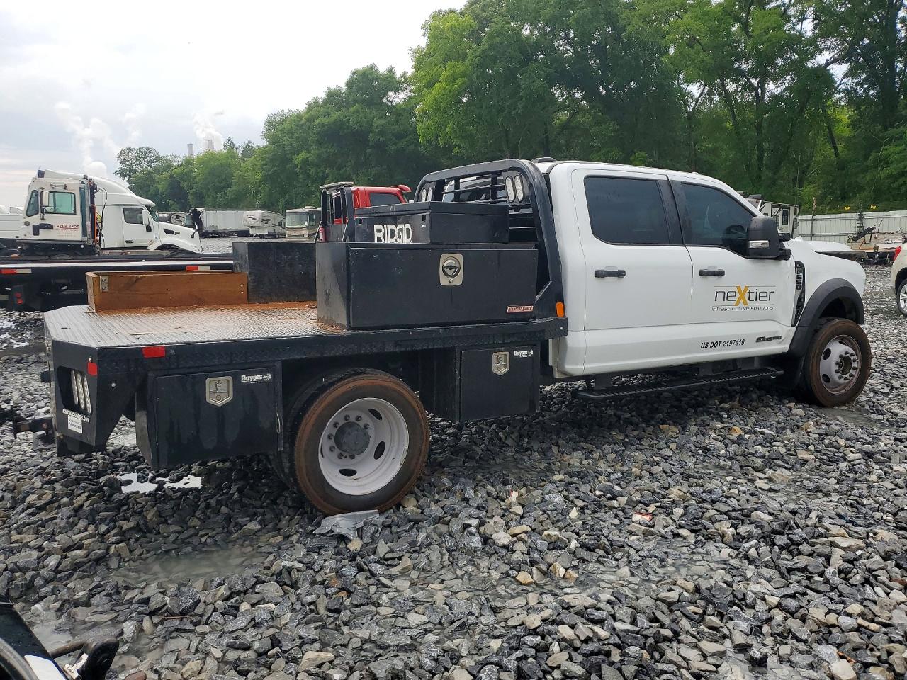 2023 FORD F550