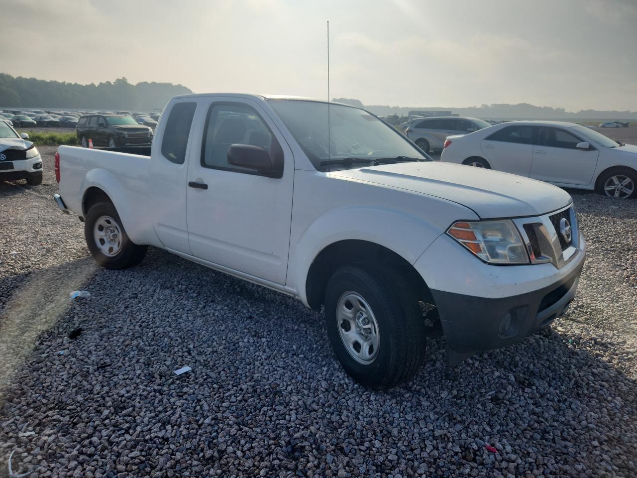 2016 NISSAN FRONTIER
