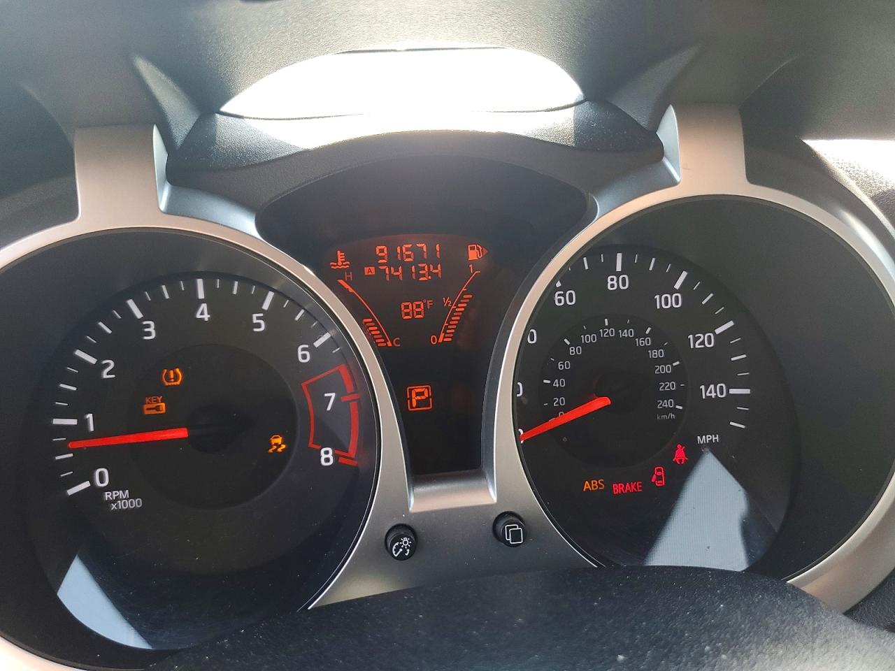 2011 NISSAN JUKE