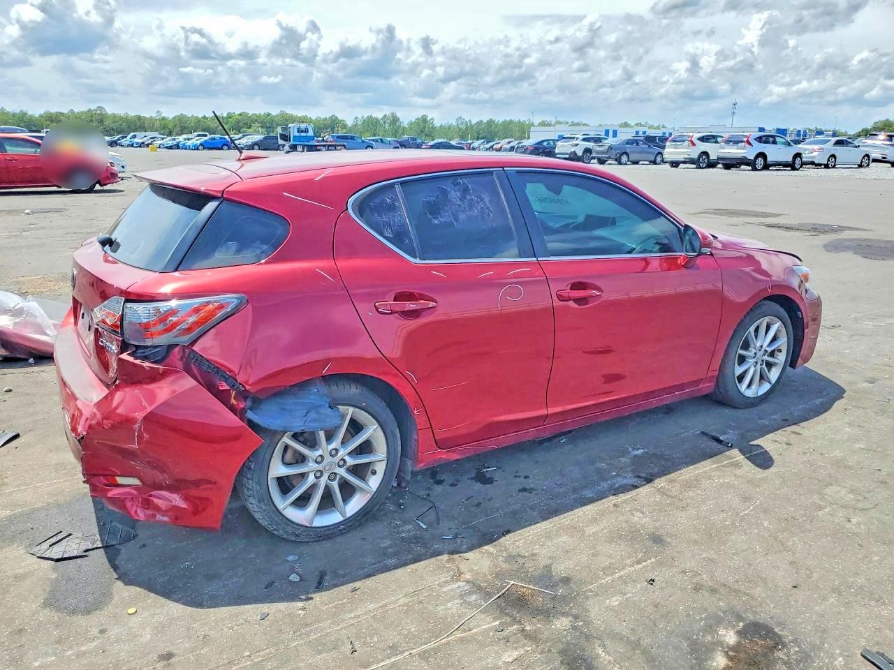 2011 LEXUS CT 200