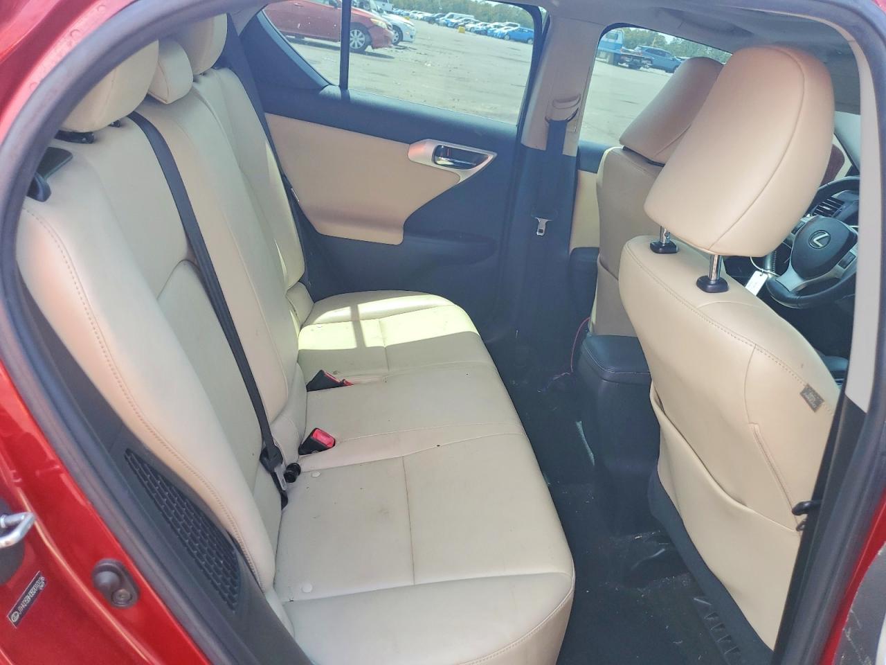 2011 LEXUS CT 200