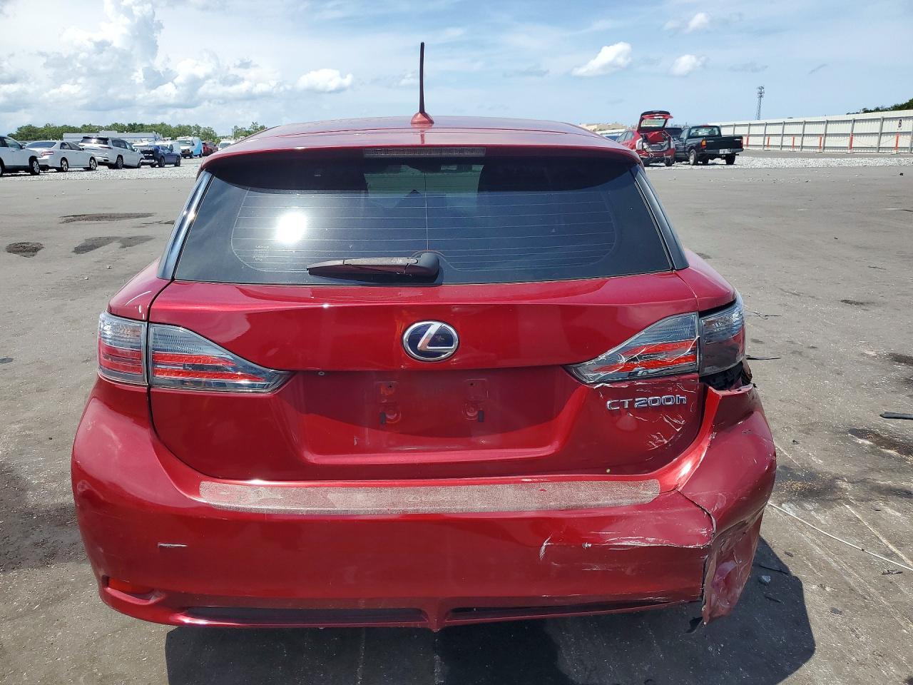 2011 LEXUS CT 200