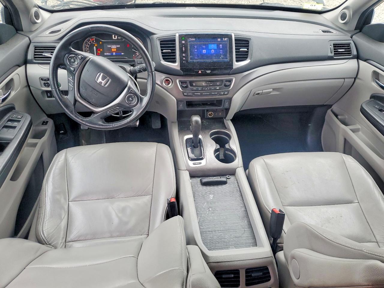 2016 HONDA PILOT