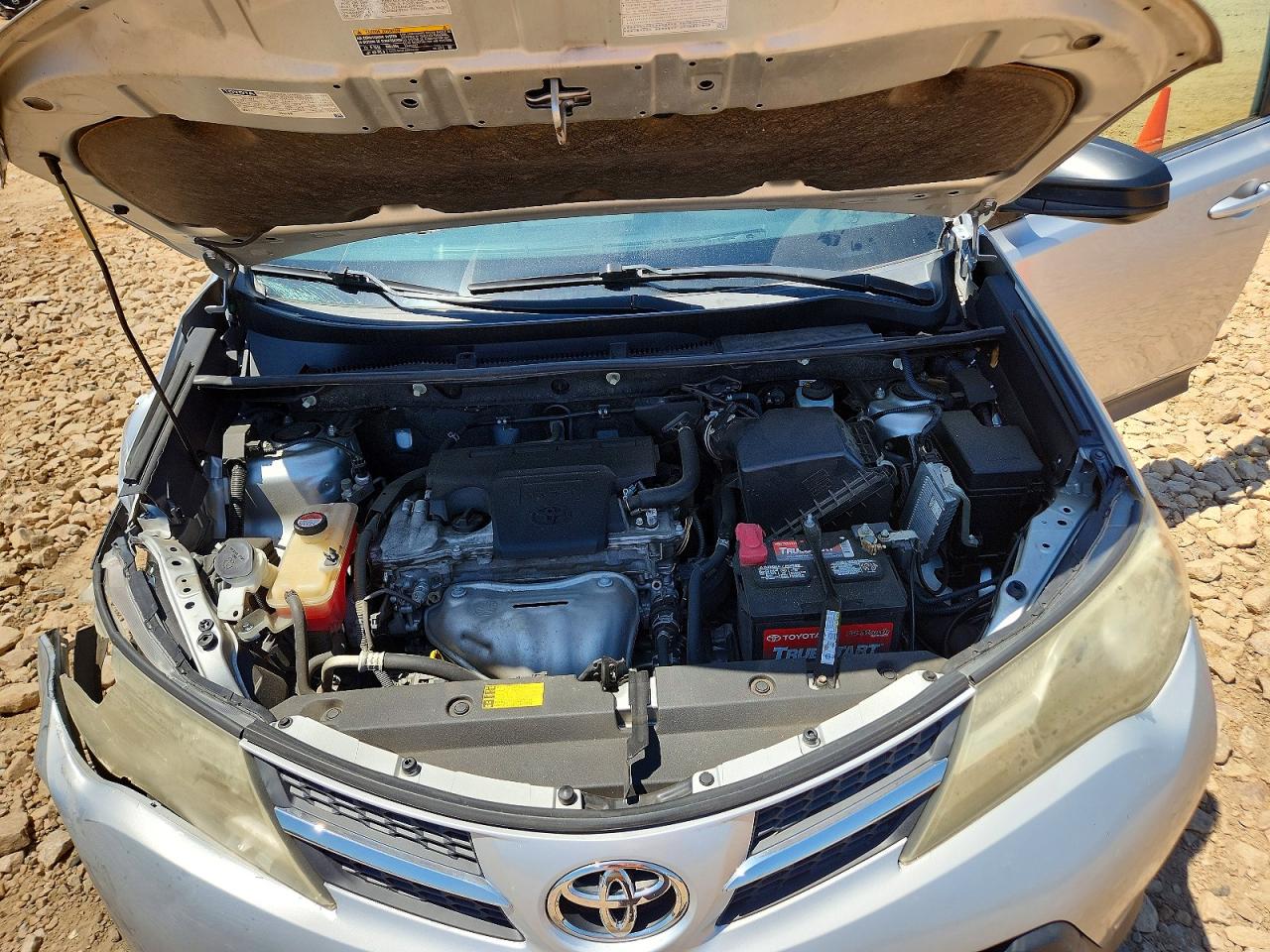 2015 TOYOTA RAV4