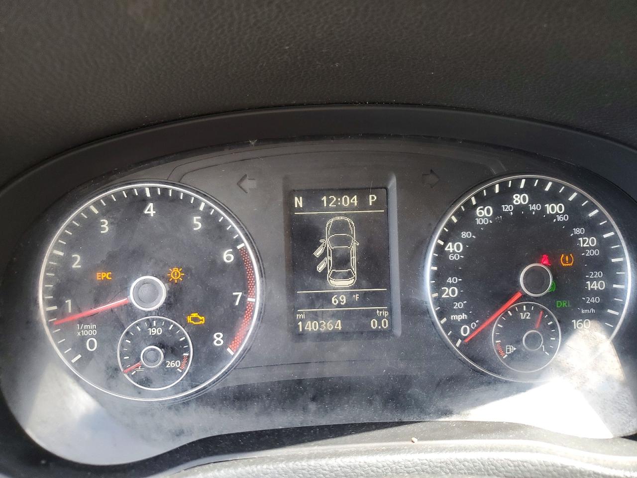 2014 VOLKSWAGEN PASSAT