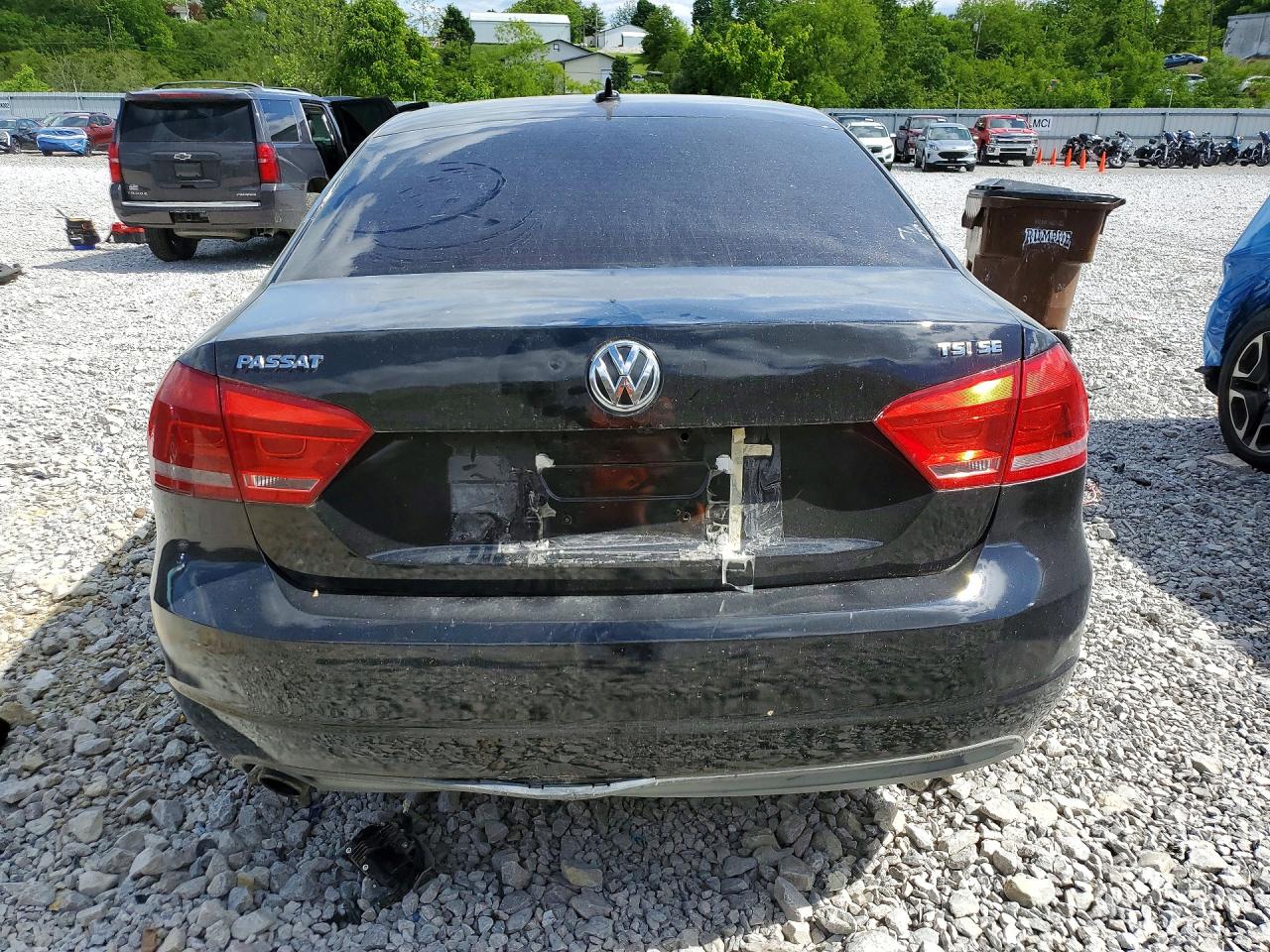2014 VOLKSWAGEN PASSAT