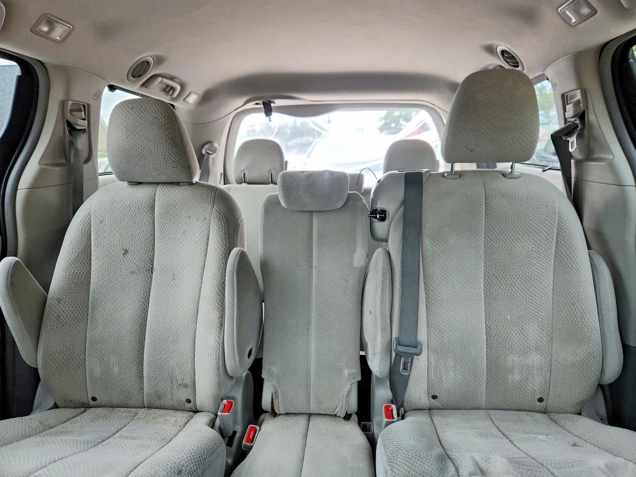 2014 TOYOTA SIENNA