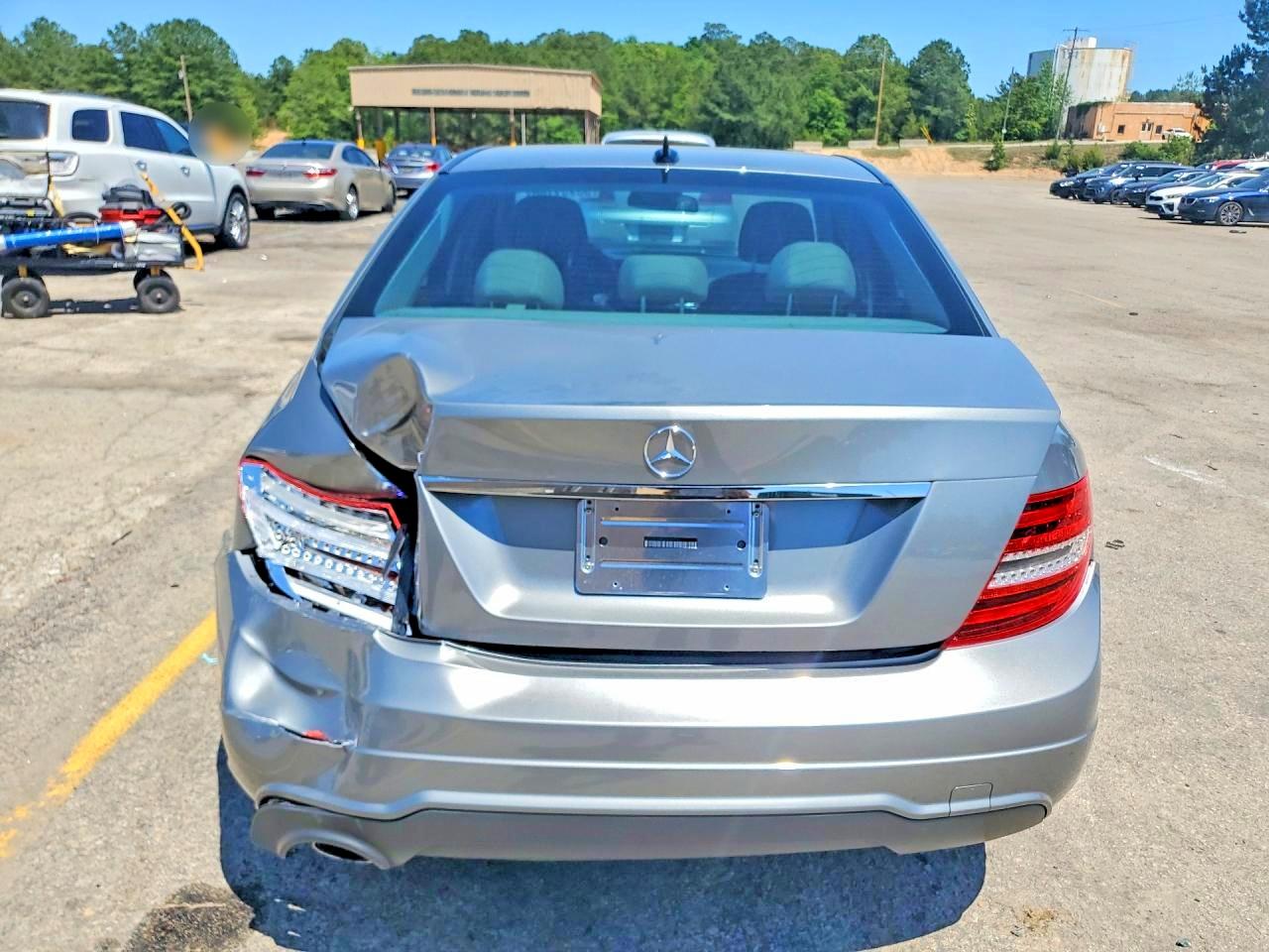 2014 MERCEDES-BENZ C-CLASS