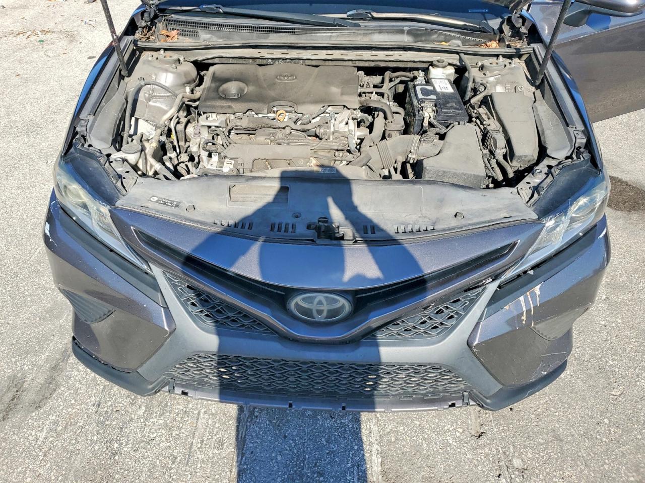 2019 TOYOTA CAMRY