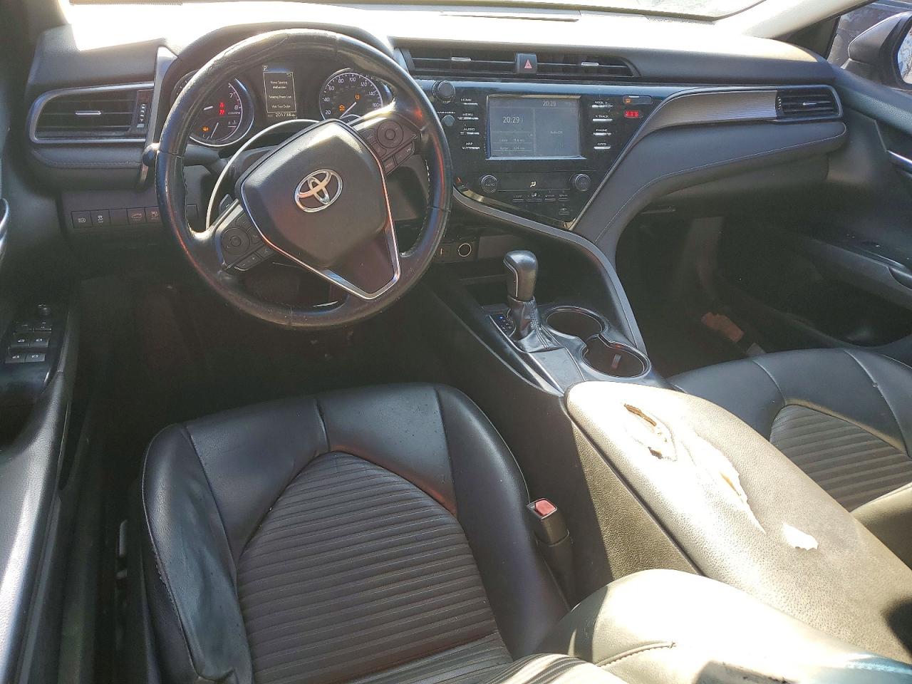 2019 TOYOTA CAMRY