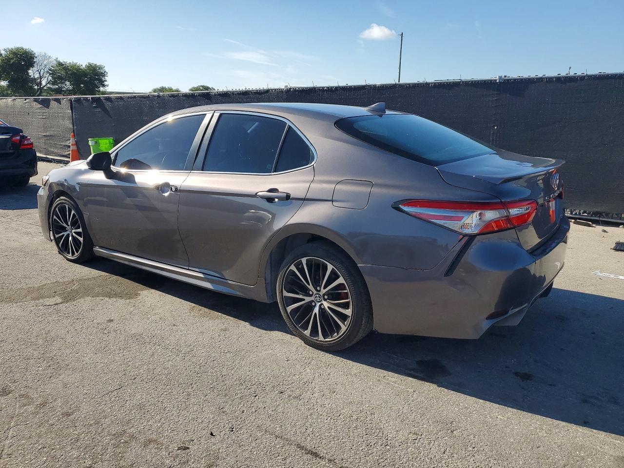 2019 TOYOTA CAMRY