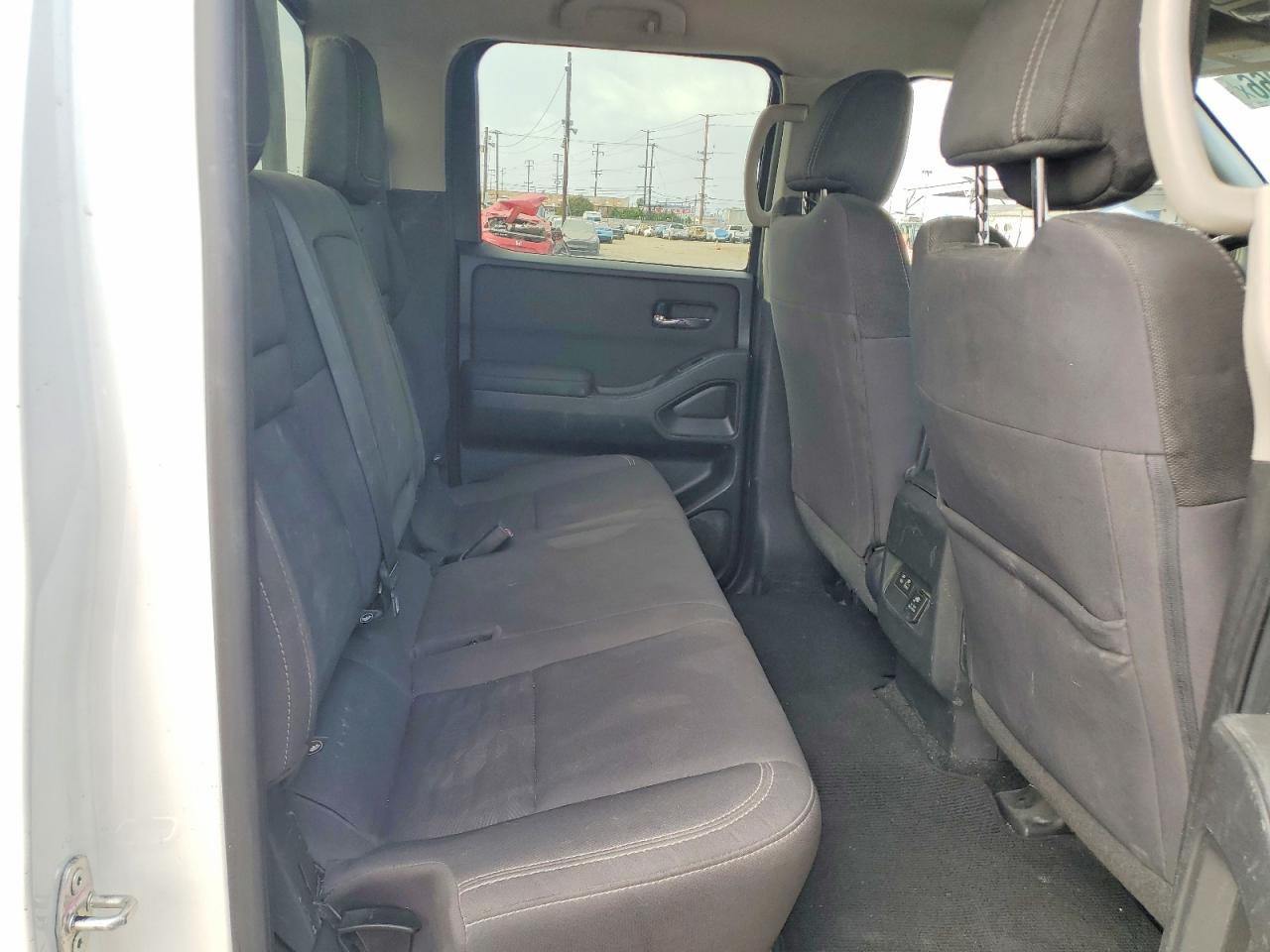 2024 NISSAN FRONTIER