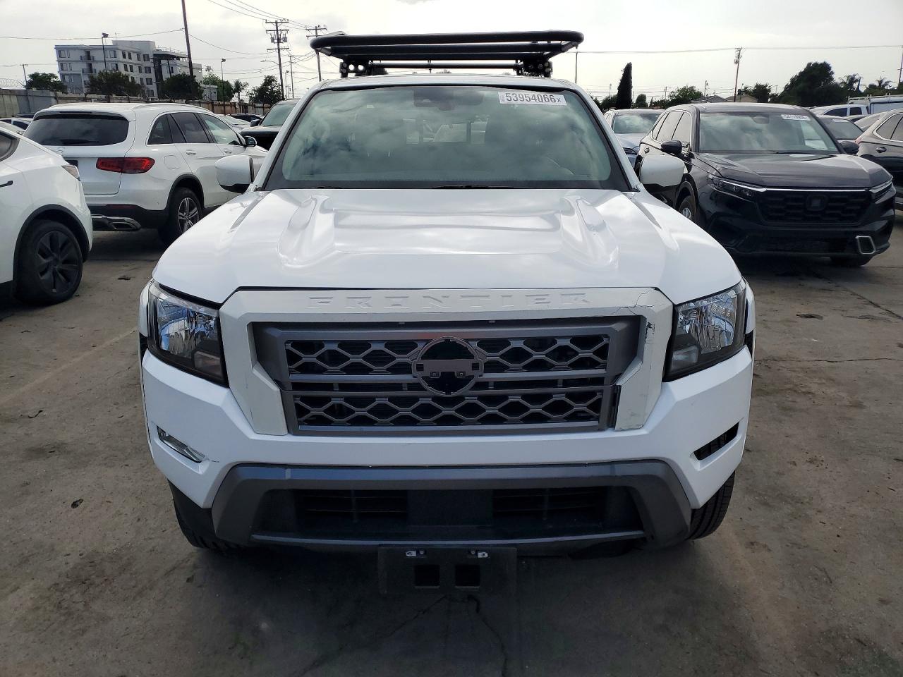 2024 NISSAN FRONTIER