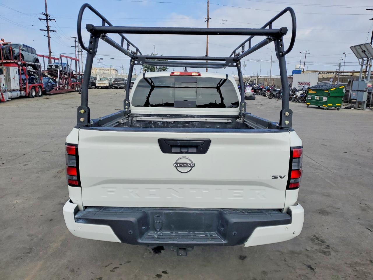 2024 NISSAN FRONTIER